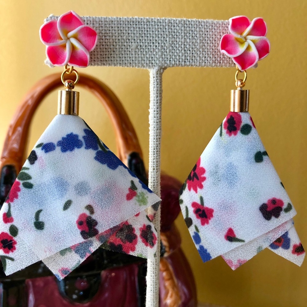 Fabric earring handmade by Me SassySeni